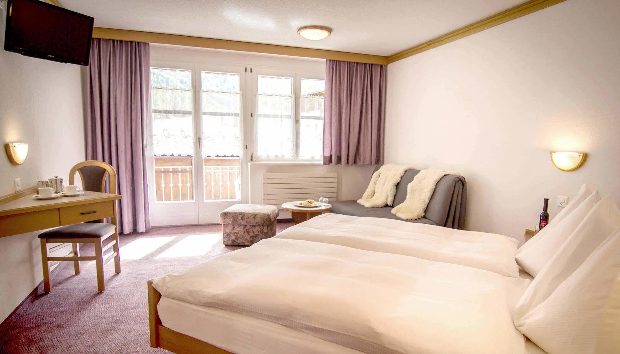 Bed and Breakfast Berghof Garni - The Dom Collection Зас-Фе Экстерьер фото